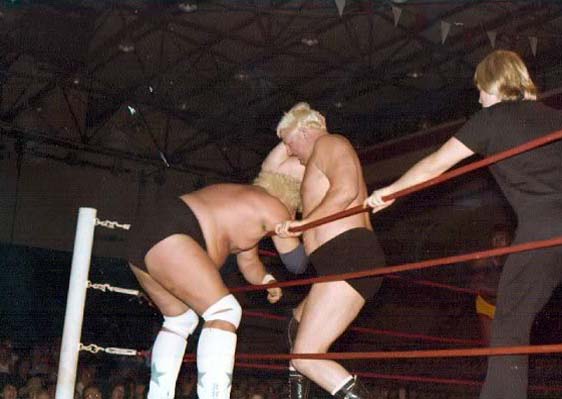 Dusty_Rhodes_vs_Dick_Murdoch_1981