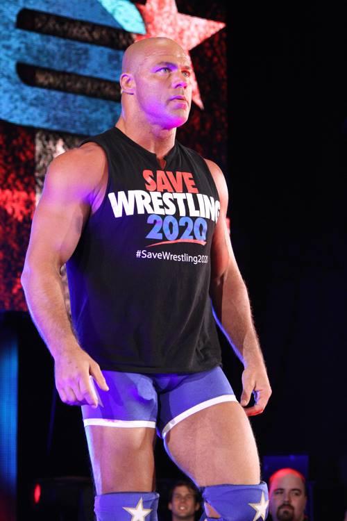 Actualidad TNA: Kurt Angle operado con&nbsp;éxito