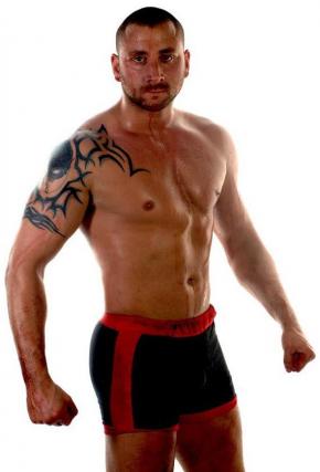 Wrestling europeo: Confirmado el diagnótico de rotura de cuello de&nbsp;Lionheart.