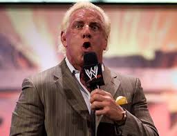 WWE Noticias: Aparición de Ric Flair en los House Show del fin de semana / Regreso a la actividad para Big Show / Vídeos: Trailers de «See no evil 2» y «Leprechaun: origins» / John Cena lidera el Power Ranking