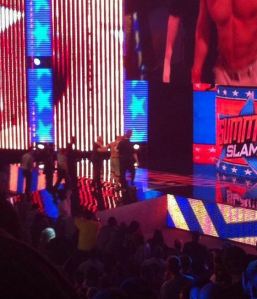 cena saliendo de la rampa de summerslam
