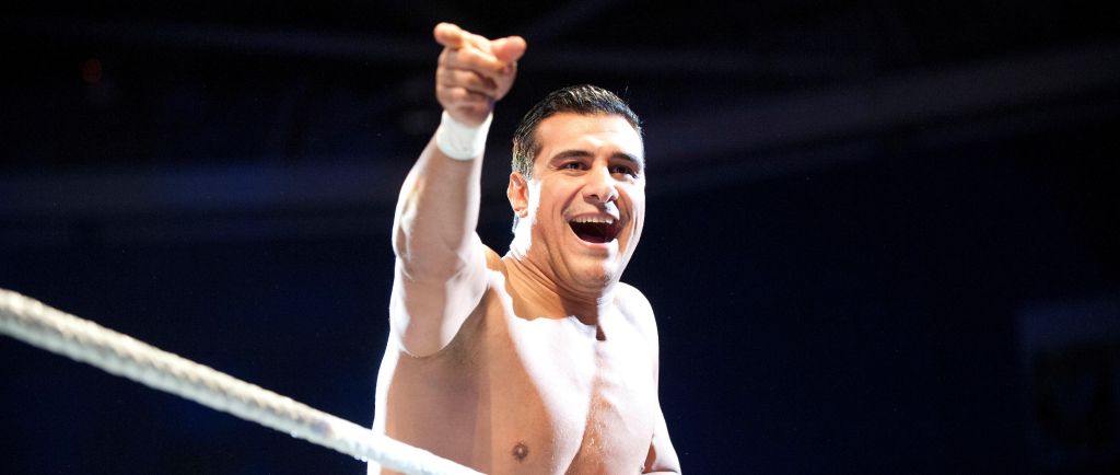 WWE Noticias. Actualidad del despido de ADR, ventas de entradas de RAW y SD!, haciendo historia con&nbsp;Rollins