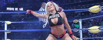 Taya Valkyrie es la nueva Reina de Reinas en #TriplemaniaXXII