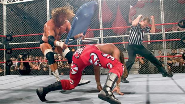 Bad Blood 2004 Triple H vs Shawn Michaels Hell In A Cell