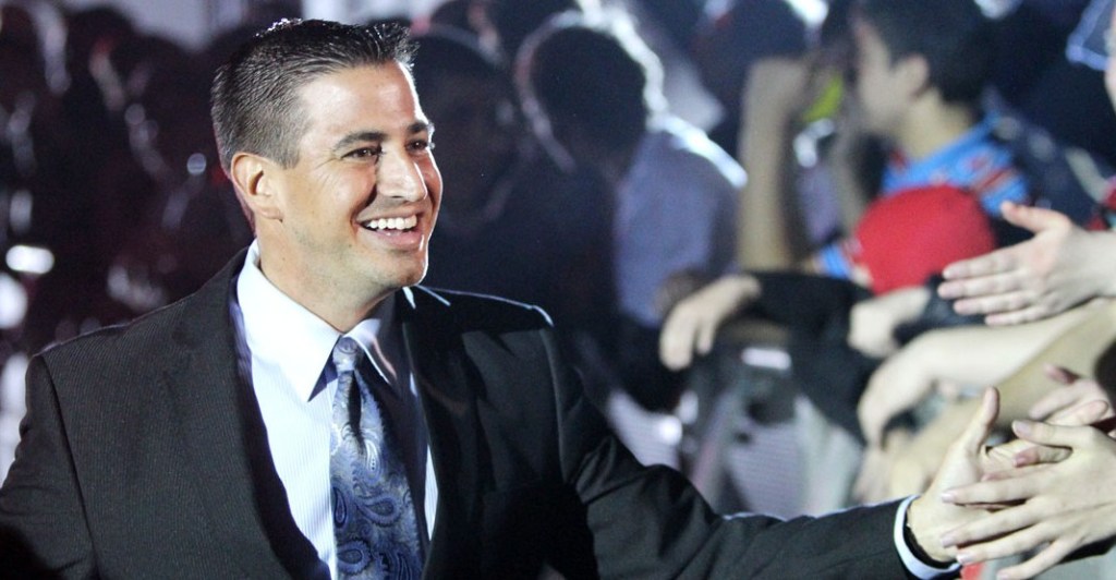 WWE Noticias: Motivación del despido de Justin Roberts / La tercera edición de Takeover será en diciembre / Leyvonna Zakari nueva speaker de&nbsp;NXT