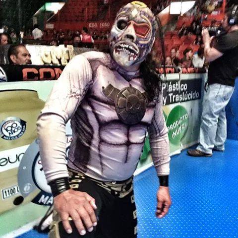 10818902_391370321028843_39962655_n