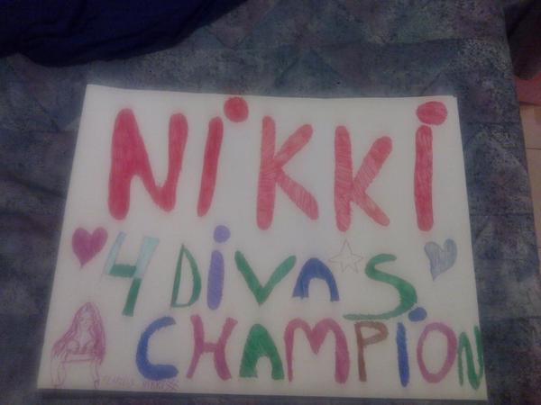 Nikki 4 Divas Champion