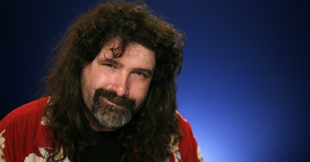 Vídeo de la aparición de Mick Foley en el house show de WWE&nbsp;NXT