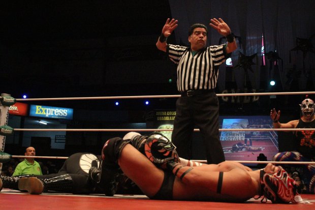 10911277_824768007580367_6920123517143232754_o (1)