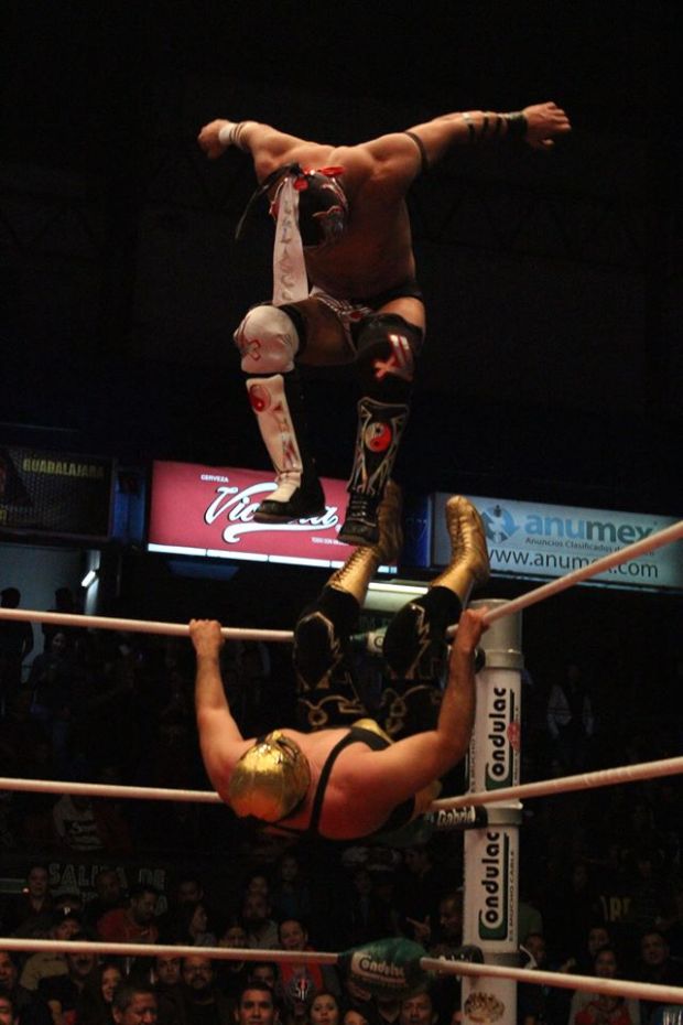 10917101_824767870913714_8286460113514814763_n (1)