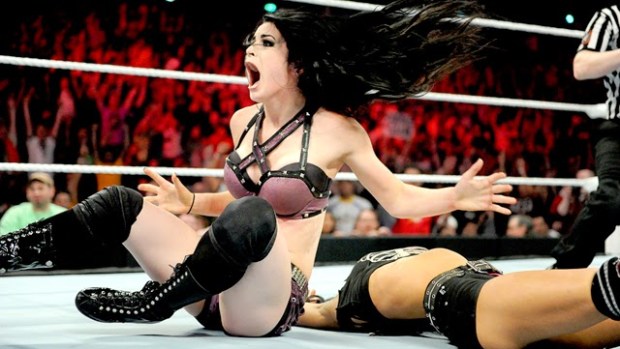 paige gana wwe divas title en su debut en wwe