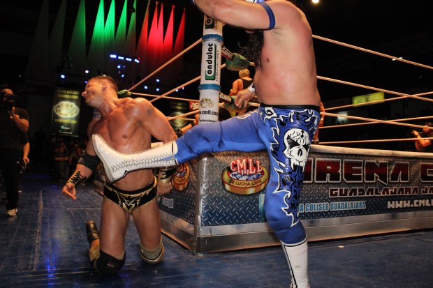 CMLL (2)